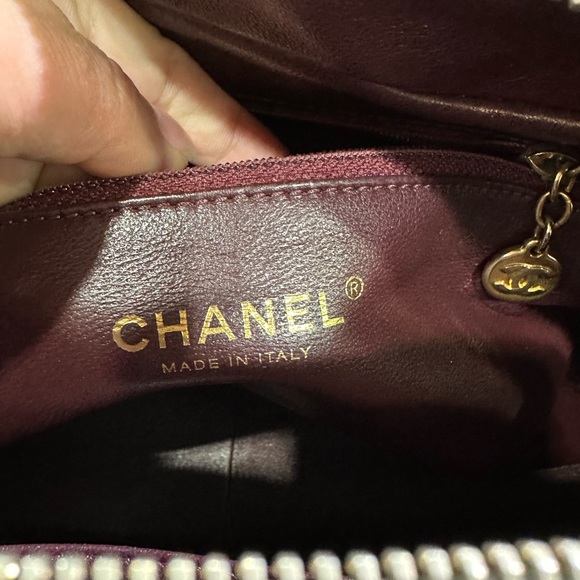 Chanel lampskin medallion zip tote bag tote black - Picture 6 of 8